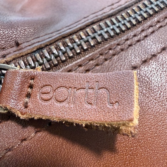 Earth Brown Leather Side Zip Ankle Boots Women's 7 Slouch Style Rubber Sole Boho - Picture 3 of 11